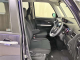 運転席シートはご覧の通り