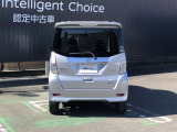 一目でデイズルークスとわかるスタイルにHighWayStarのエンブレムがワンポイント