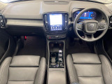 XC40 ウルトラ B4 AWD 4WD 
