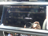 ドイツ車には特徴があり、メーターのメモリに一部色がついています。これはドイツでは推奨速度という考えがあるためです。安全で快適に走る際に適している速度を指しています