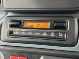 フルオートエアコンで1年中車内は快適!