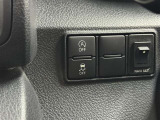 アイドリングストップ機能がついているので、停車時にエンジンを止めて燃料消費を抑えます。環境にもお財布に優しいですね♪
