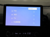 ディスプレイオーディオを装備。スマホとクルマをつなぐことで、これまでのナビに加えて、色々なサービスが楽しめます。