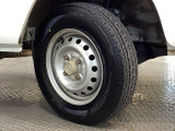 タイヤサイズは 145R12 6PR LT です。