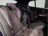 【エアバック】BMWのエアバックやその他の安全装備は、互いに補完しあう事で徹底した安全性を貫きます。万一の事故の際にそれぞれ最適な保護を提供してくれます!