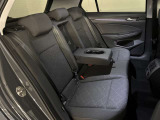 納車前点検71項目:■排気(1項目)公害発散防止装置の損傷、機能、取付状態をチェック。