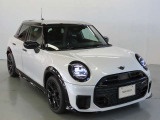 MINIオーナーのために設計されたオリジナルのMINI自動車保険がございます。車のことは全ておまかせください。