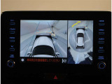 パノラミックビューモニター 車両上空より写したような画像をモニターに表示☆車庫入れや、幅寄せなどに大変便利な機能です。