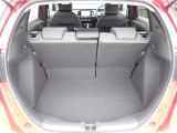 ◆定員乗車時のカーゴルームです。普段のお買い物の荷物やたくさんの収納が可能です。