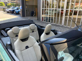 車両の詳細、ご質問につきましては、弊社営業スタッフまでお気軽にご連絡下さいませ。遠方のお客様には実車の詳細画像送信も承ります。お客様からのお問合せをお待ち致しております。