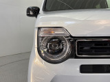 夜間走行や暗いところでの視認性を高める、LEDヘッドライト搭載、しっかり明るく照らしてくれるので、安心です。