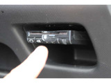 社外品の「ETC車載器」も装着されています