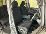 当車両は、次のお客様に気持ちよくお乗りいただくため、専門スタッフによる【徹底シートクリーニング】を施工済みです!