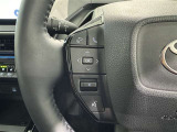 ステアリングスイッチ装備!運転しながら手元でオーディオの操作などができます。
