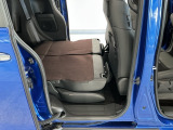 車が大好きなスタッフが心をこめて接客いたします。お客様一人一人のお車に対する思いや気持ちをうかがい、充実した時間が過ごせるよう努めます。