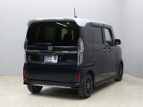 【コーティング/ガードコスメSP】好評のコーティング施工で愛車のボディをケアしませんか?紫外線や酸性雨等の劣化によって塗装面の光沢の消失や塗装の剥離を防ぎます!