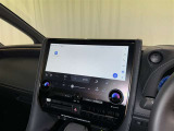 ディスプレイオーディオを装備。スマホとクルマをつなぐことで、これまでのナビに加えて、いろんなサービスが楽しめます。