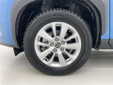 純正アルミホイールが車の雰囲気を引き立てますね!