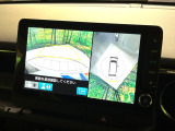 【マルチビューカメラシステム】専用のカメラにより、上から見下ろしたような視点で360度クルマの周囲を確認することができます☆死角部分も確認しやすく、狭い場所での切り返しや駐車もスムーズに行えます。