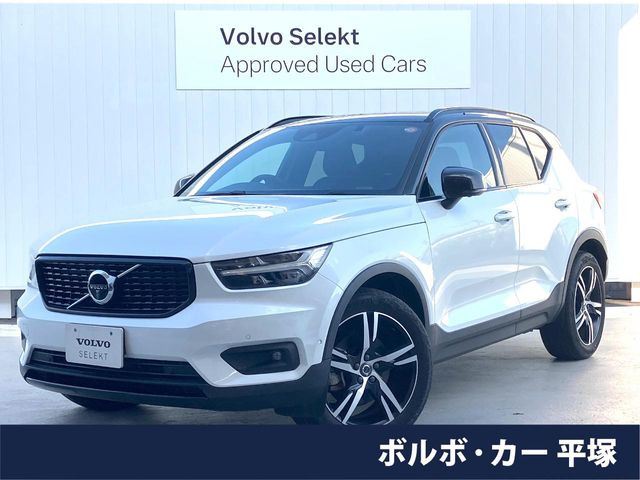 XC40 B4 AWD Rデザイン 4WD