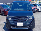 私共展示場では日産神奈川お客さまからの下取車(主に1オーナー/修復歴無車両)を中心に、弊社新車販売店舗での試乗車/社有車※(※基本禁煙車)等、日産ディーラーならではの上質なおクルマを販売しております。