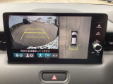 駐車が苦手な方でも安心なバックカメラつき。