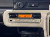 フルオートエアコンで1年中車内は快適!