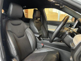 ◆LIBERALAは、輸入車選びの新たなスタイルを提案するインポート・セレクト・ブランドです。オーナー様となる方がクルマから直接感じる感性を第一にした、最良の一台との出会いをコーディネートいたします。