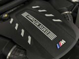V型8気筒BMW Mツインパワーターボエンジン