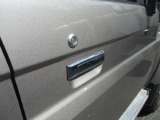 4WD/オートマ/サンルーフ/ナビ/TV/アルミホイール/エアコン/ナビ/ドアバイザー/フロアマット/エアコン/パワーウィンドウ/