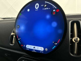 ★MINIには6個のエアバッグを標準装備。運転席/助手席エアバッグ、サイド・エアバッグ、ヘッド・エアバッグ。