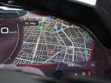 運転席のディスプレイにはレブカウンターのほか、ナビや車両状態を表示可能でございます。