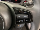 【アダプティブ・クルーズ・コントロール】予め設定した車速内でクルマが自動的に加減速。 前走車との適切な車間距離を維持しながら追従走行し、高速道路でのドライバーの疲労を軽減してくれる嬉しい機能付♪