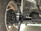 お車を安心してお乗りいただく為には、足回りの定期点検が欠かせません。サービスサポート(有償保証)では無料点検もご提供しており、安心のカーライフをお過ごしいただけるサポート体制が整っています。