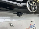 車庫入れもお任せのバックカメラが付いて、後方確認もラクラク♪安全に車庫入れも可能です。便利な機能ですが、バックカメラを過信せず、目視もお忘れなく。