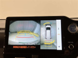 いまや必須装備「ナビゲーション」搭載!知らない場所にスイスイッとドライブ。もう、これなしではハンドルを握れませんね!でも運転中の操作は危険ですのでご注意ですね☆