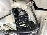 お車を安心してお乗りいただく為には、足回りの定期点検が欠かせません。サービスサポート(有償保証)では無料点検もご提供しており、安心のカーライフをお過ごしいただけるサポート体制が整っています。