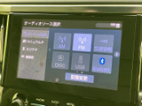 AM・FMやディスク、USB、Bluetoothなど、選べるオーディオソースが画面に一覧表示されます。項目を確認しながら選べるため、普段使う音源への切り替えもわかりやすい仕様です。