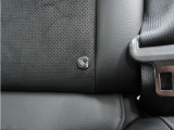 ◆ISOFIX◆シートベルトいらずでチャイルドシートと固定金具を連結するだけでがっちり固定できます。