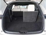 【シートアレンジ】多彩なシートアレンジができるので人を乗せたり荷物を載せたり自由自在。アナタ好みのシートアレンジをお楽しみ下さい。