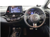 C-HR ハイブリッド 1.8 S GR スポーツ 