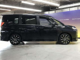 エンジンルーム、室内、クリーニング済みです。厳選したお車を屋内展示場にて展示中☆車両品質には自信がございます!ぜひ一度ご来店ください!!