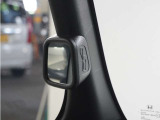 ◆サイドビューサポートミラー◆車の左前の見ずらい所・助手席側のドアの下あたりの見づらい所を映すから、駐車がずっとラクになります。