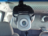 ◆【ドライブレコーダー】映像・音声などを記録する自動車用の装置です。もしもの事故の際の記録はもちろん、旅行の際の思い出としてドライブの映像を楽しむことができます。