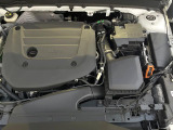 ご納車前に、店舗に併設された整備工場にて点検整備を行います。ボルボ車を熟知したテクニシャンが、ディーラーならではの安心感をご提供致します。
