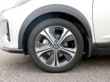 左フロント205/55R17タイヤ&純正アルミホイール!