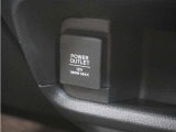 ◆12V電源ソケット◆スマートフォンの充電等にも便利な電源ソケット!使いやすい場所に装備されています。