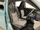 【運転席・助手席】内装ルームクリーニング済みです。しっかり綺麗にしていますので、是非、お確かめください。車に自信があるからこそ、是非一度ご来店頂き内外装も見てもらえると幸いです。