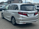 当店は仕上げ業者と提携して、車両の仕上げを行っております。磨き、ルームクリーニング、ヘッドライト磨き、を一貫して行っております。