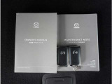 【スマートキー】鍵を持っているボタンを押すだけでエンジン始動。ドアの施錠もボタンを押すだけ。鍵は無くさない様にポケットに入れたまま。